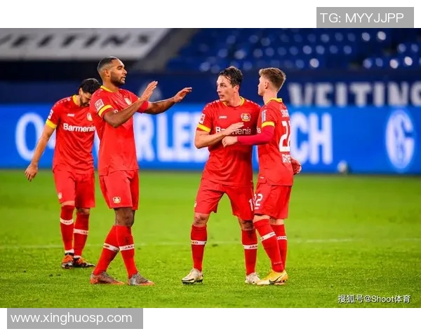 沙尔克与勒沃库森激战在即球迷期待精彩对决与精彩进球 沙尔克与勒沃库森激战在即球迷期待精彩对决与精彩进球