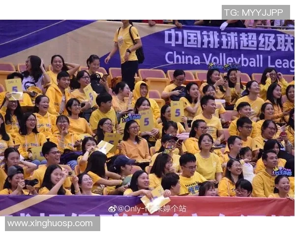 欧冠门票系统故障引发数万球迷排队12小时抢购热潮 欧冠门票系统故障引发数万球迷排队12小时抢购热潮