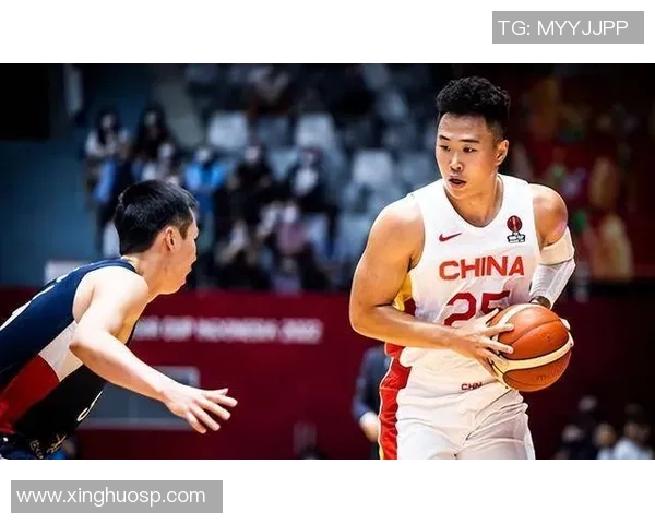 贺希宁：从青涩球员到篮球场上的耀眼明星之路