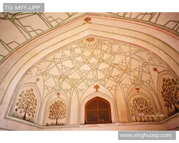 孟买城与浦那城的文化碰撞与发展对比探讨