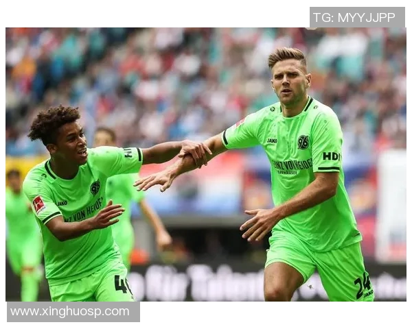 汉诺威96与汉堡的激烈对决谁能在德乙赛场上笑到最后