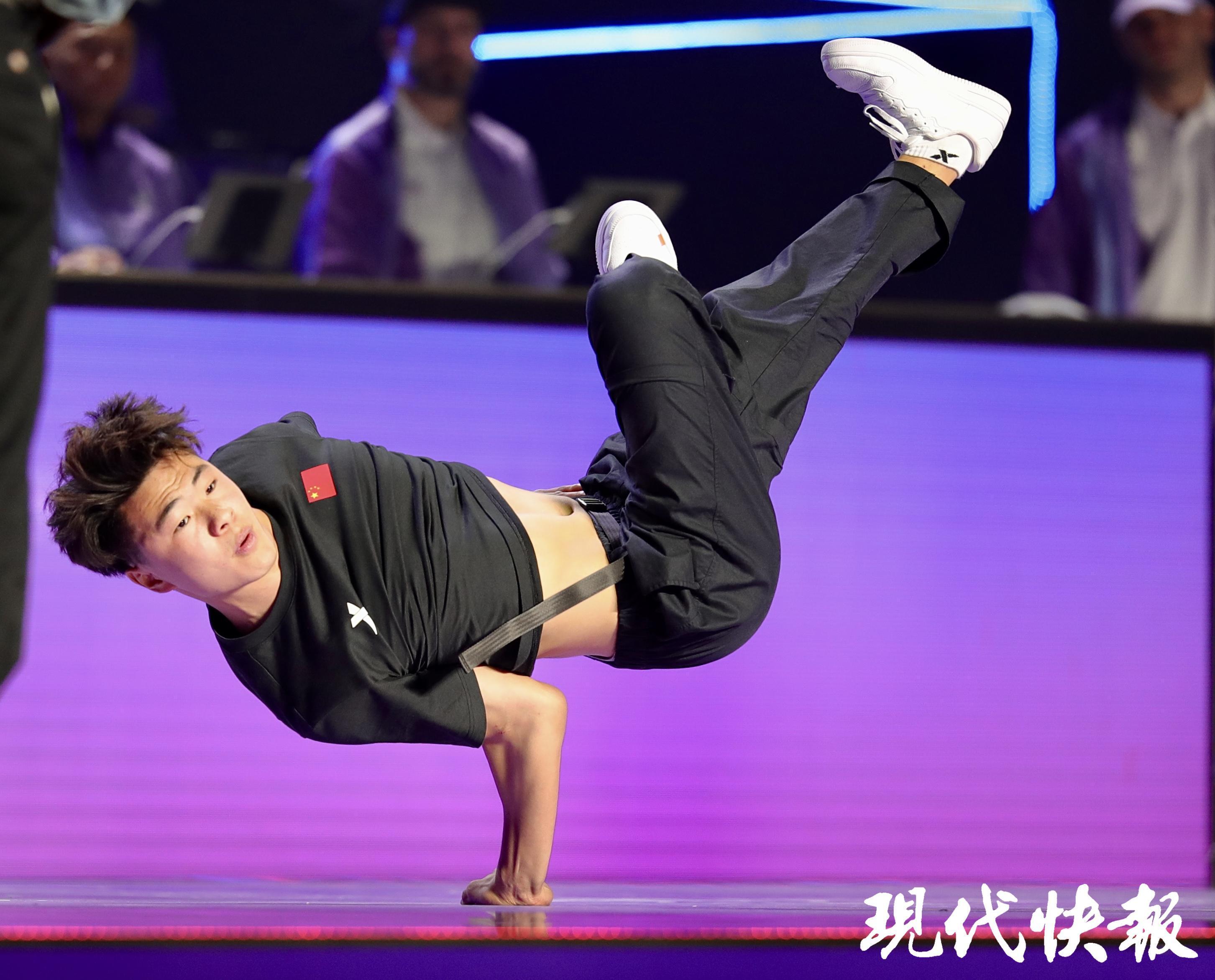 亚盈体育平台文脉华章｜奥运刮起“潮玩”风体育文化的年轻态表达(图5)